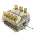 Comutator rotativ 7pozitii (0-6) 1NO/2CO 16A 6x4.6mm 23mm