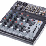 Mixer Behringer Xenyx 1002